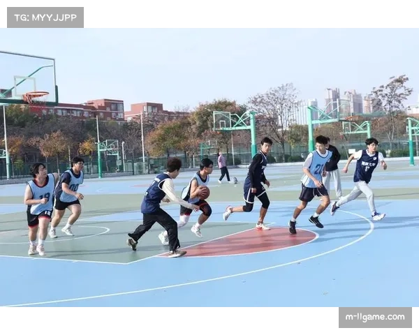 高中篮球联赛引入24秒进攻时限，旨在从小培养球员的节奏意识